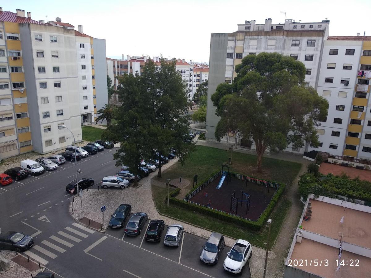 Hotel Quartos Cesário Verde Massamá Queluz Esterno foto